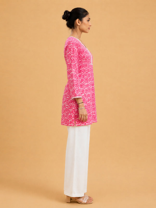 Women's Pink Trendy Short Kurti Tunic Top | Casual Ethnic Wear by Ksyle Outfit