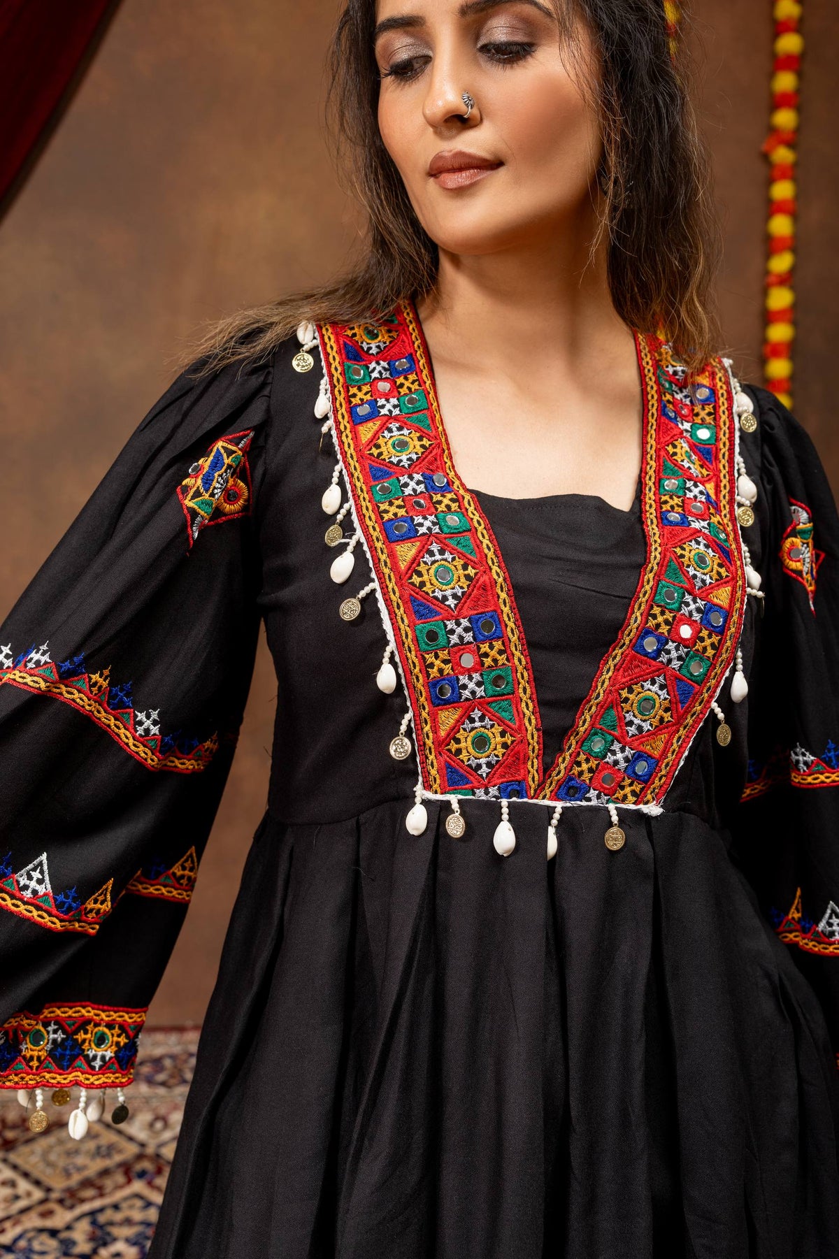 Traditional Gujarati Embroidered Kurti with Printed Pants